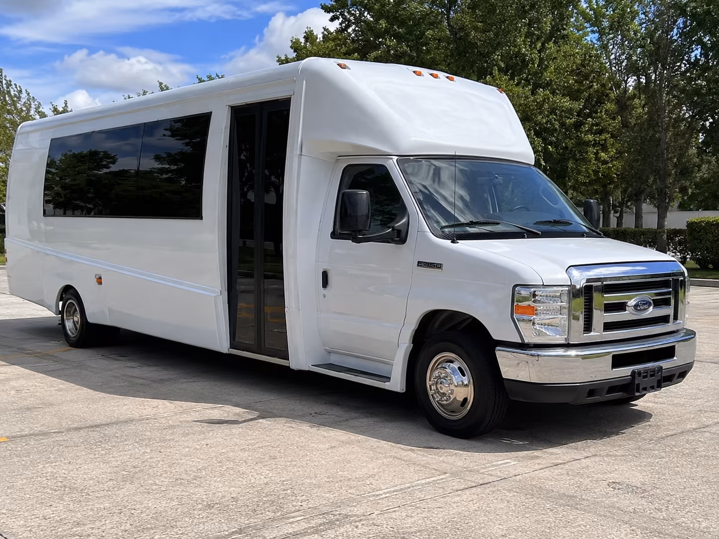 McKinney Winery Tour & Pub Crawl Transportation