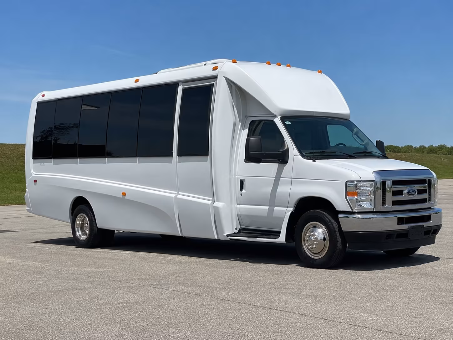 Richardson Birthday, Sweet 16, & Quinceañera Party Bus Rentals