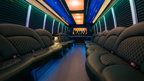 carrollton 20 passenger party bus
